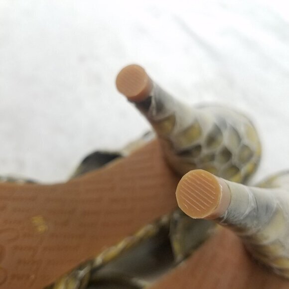 NWOT Gianni Bini Cream Snake Patent Stiletto 9.5 - Picture 10 of 10